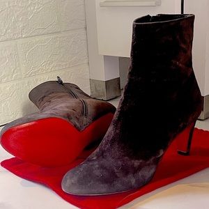 Louboutin Brown Suede Boots (37.5)